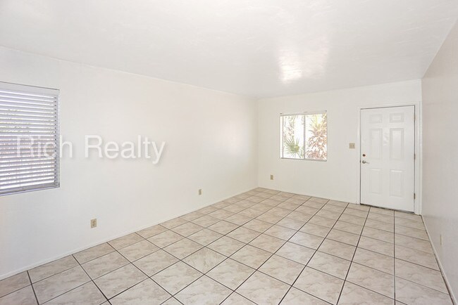 Building Photo - 2203 N Ralph Ave