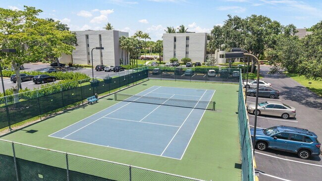 Photo - 5800 Camino Del Sol Apt #102, Boca Raton, FL 33433 - 2 BR 2 BA condo