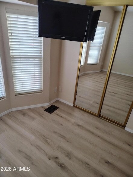 Building Photo - 6058 S Cypress Point Dr