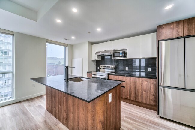 Building Photo - 5415-5415 Cogswell St