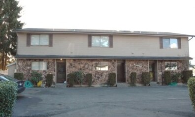 Primary Photo - Edmonds Triplex