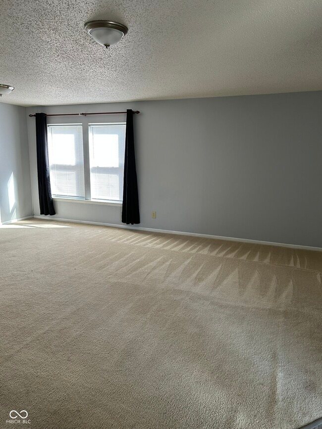 Foto del edificio - 14229 Weeping Cherry Dr