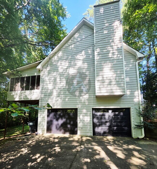 Foto del edificio - 3718 Memorial Pkwy NW