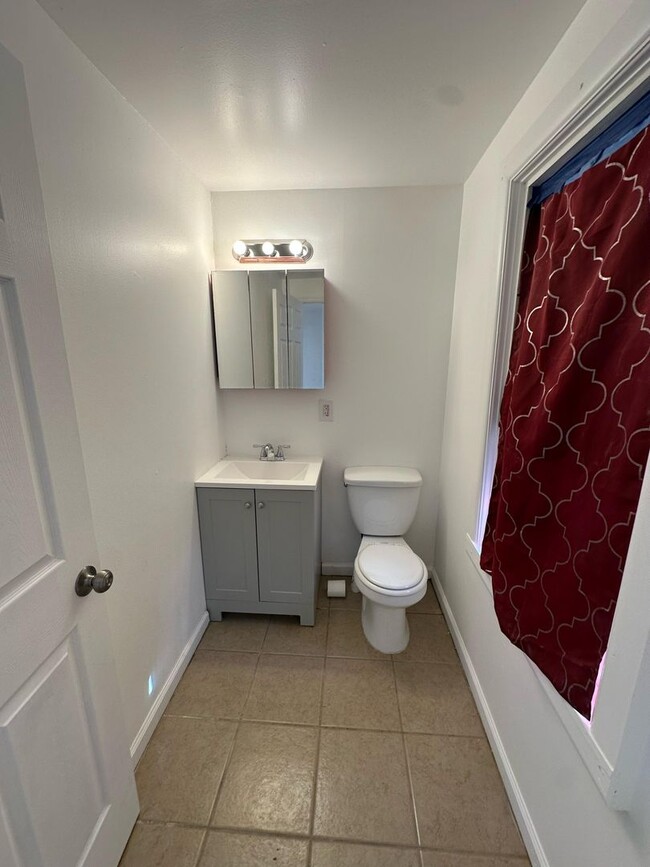 Building Photo - Single family home in Browns Mills, NJ