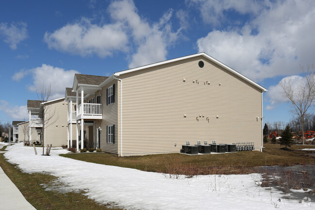 Building Photo - Gateway Apartments II