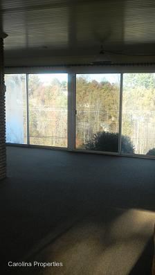 Building Photo - 409 Boone Trl