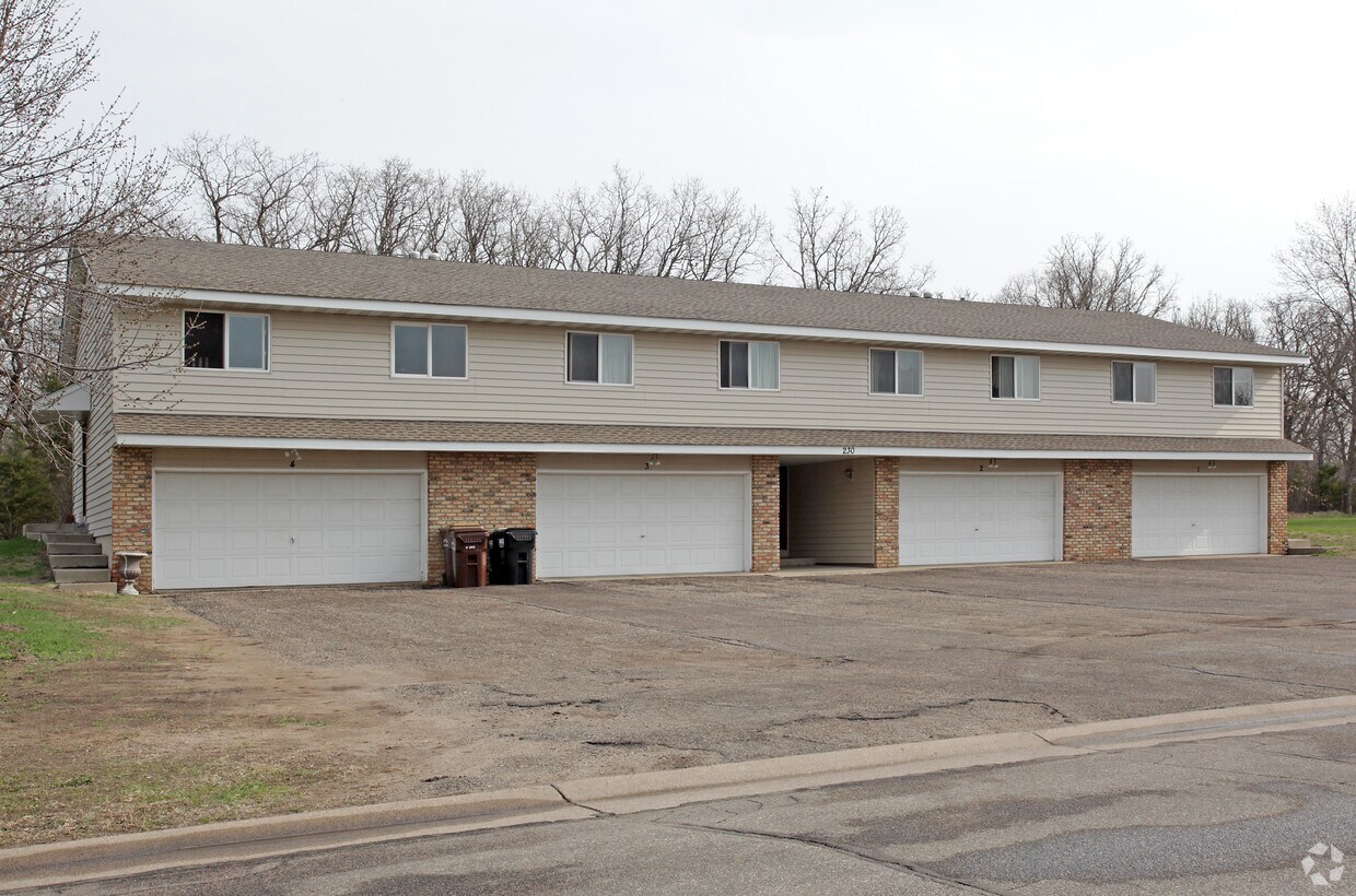 Building Photo - 230 Leighton Dr