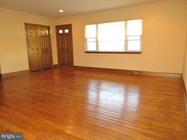 Foto del edificio - 4134 Twynnwood Rd