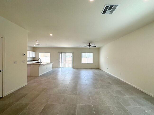 Building Photo - 4559 Merlot Hls Ave