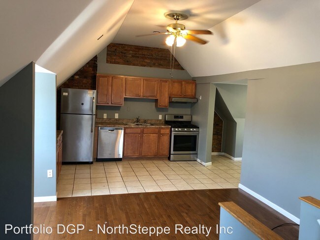 Foto del edificio - 1554-1560 Highland St