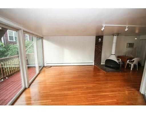 Building Photo - 15 Fayette St