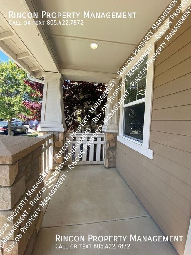 Building Photo - Stunning Ventura Home *3 Bedrooms, 2.5 Baths*