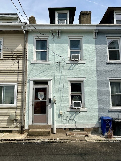 Photo - 5166 Natrona Wy (Pittsburgh, PA)