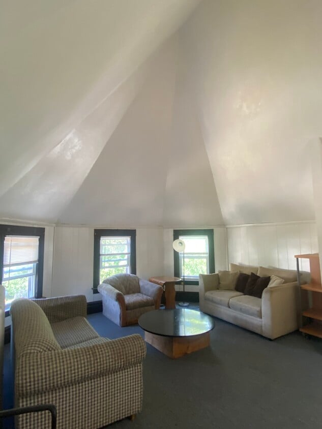 Primary Photo - 401 Dryden Rd