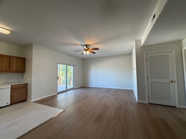 Foto del edificio - 425 Thornton St