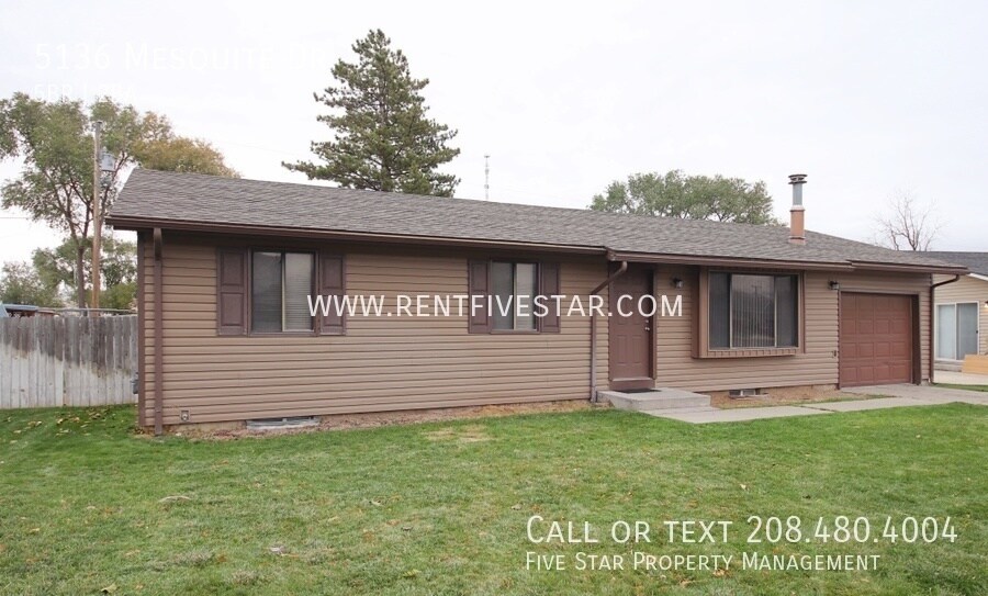 Ranch Style Home with Newer Carpet & Vinyl... House Rental in
