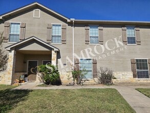 Building Photo - 115 Bentwood Dr