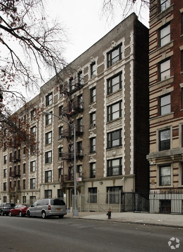 Building Photo - 291 Edgecombe Ave