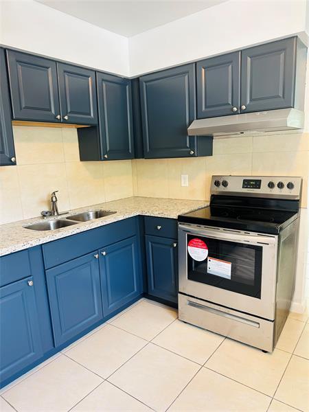 Foto del edificio - 2216 Wilson St
