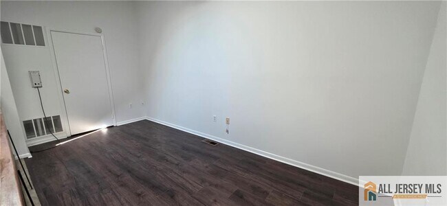 Foto del edificio - 602 Ravens Crest Dr