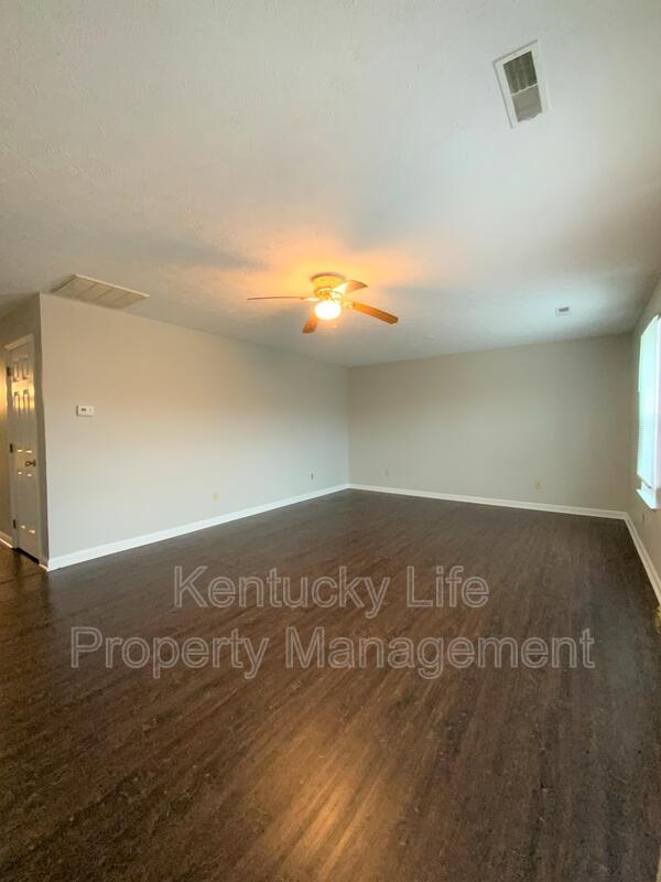 Building Photo - 209 Joey Way