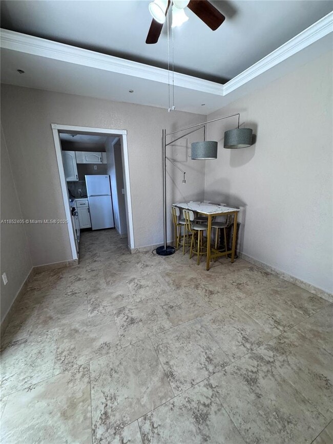 Foto del edificio - 955 SW 75th Ave