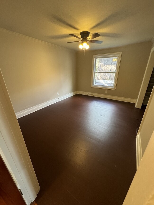 Building Photo - 117 Gardner St