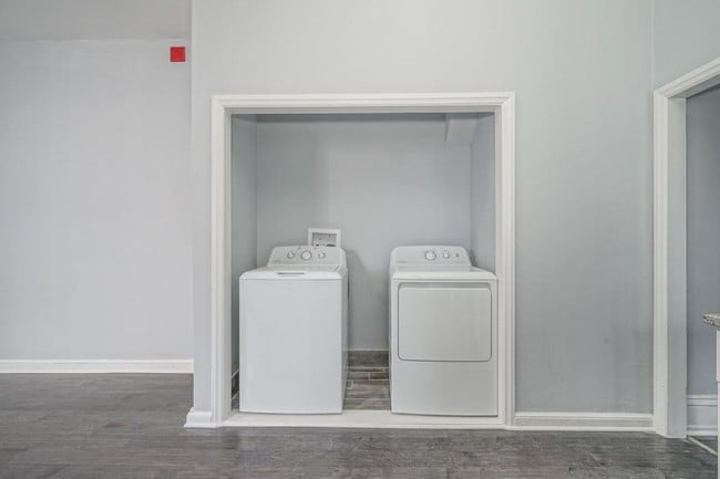 Building Photo - 4809 Baltimore Ave