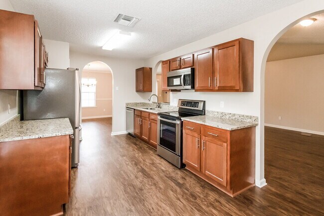 Foto del edificio - 607 Cozybrook Ln