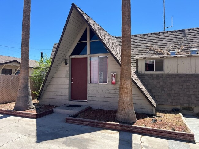 Foto del edificio - Cozy 1 Bedroom Apartment Located Near Free...