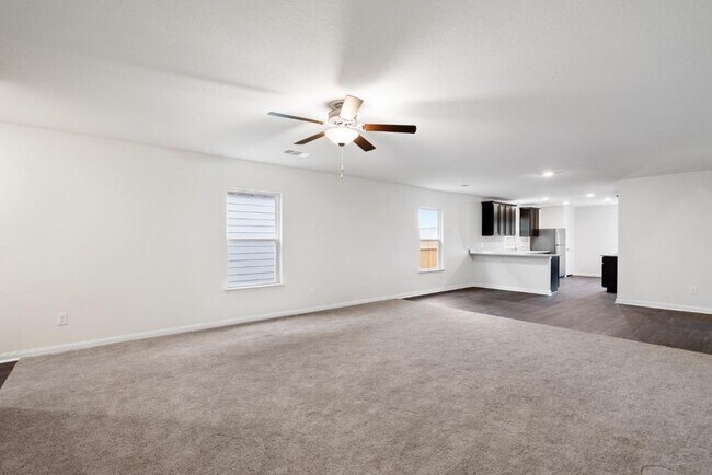 Building Photo - 205 Allington Cir