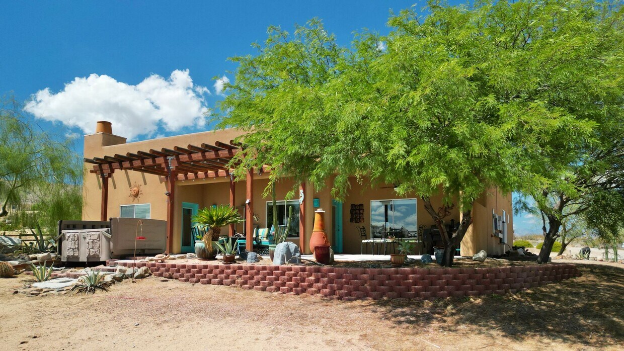 Foto principal - Renovated w/ Beautiful Features! Must See!