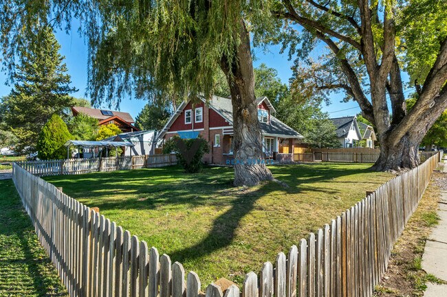 Building Photo - 88 W 400 S