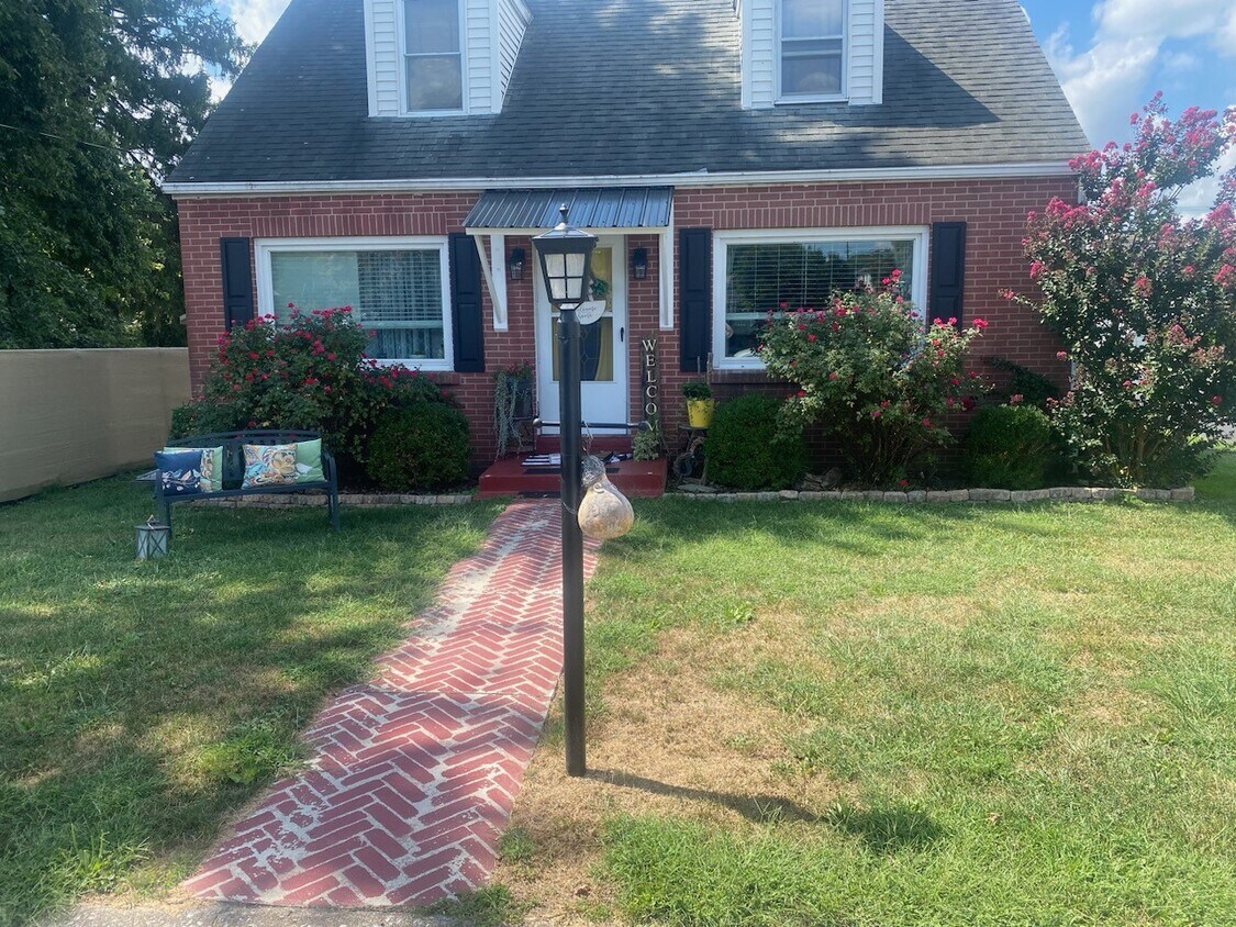 201 Rife St, Middletown, PA 17057 House Rental in Middletown, PA