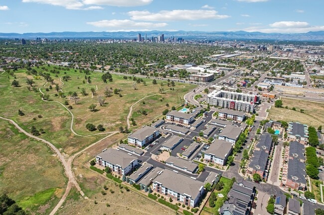 Building Photo - Park Hill 4000