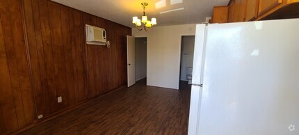 Building Photo - 58 TX-75