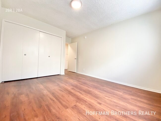 Building Photo - 7010 Lanewood Ave Los Angeles, CA 90028