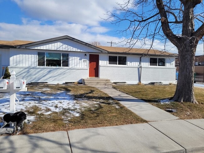 Building Photo - 548 N 500 W