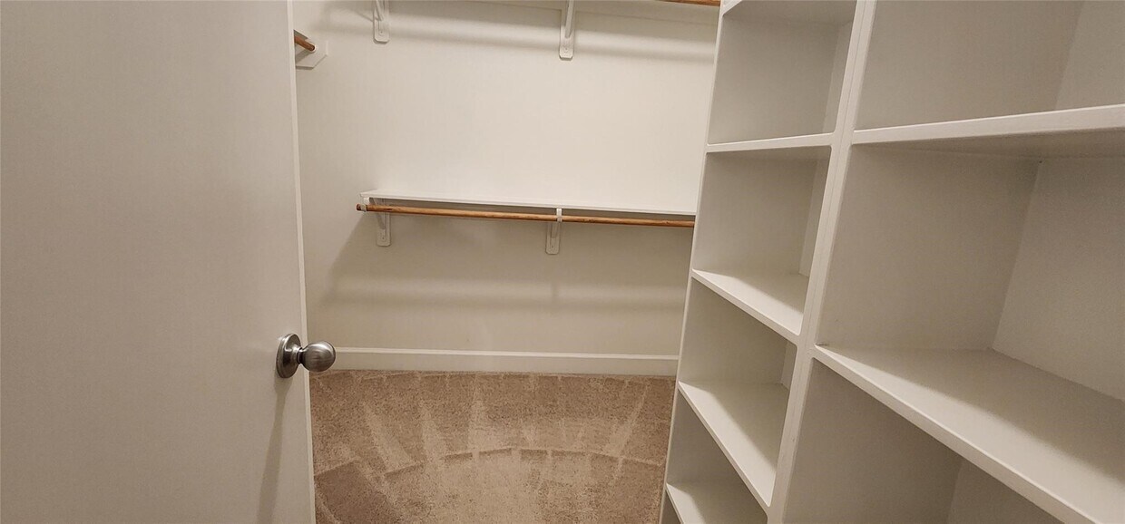 Foto del edificio - 11608 Main Ash Dr