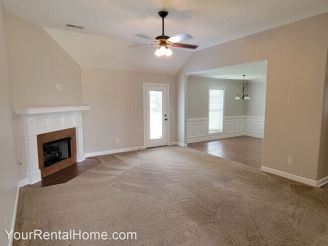 Building Photo - 3 br, 2 bath House - 82 Grove Hill Ln