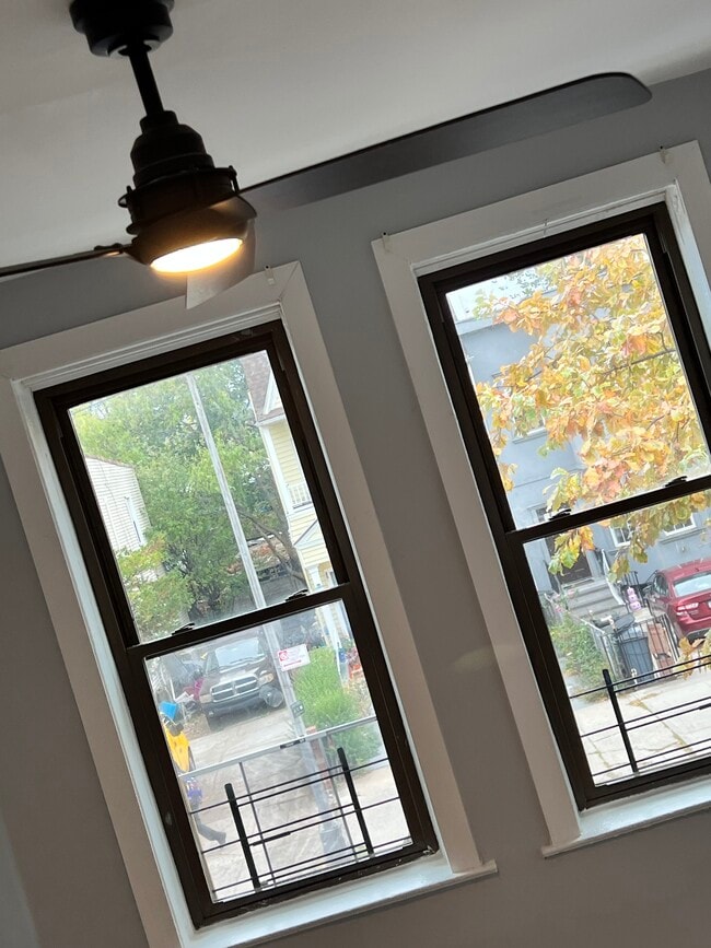 Building Photo - 231 Martense St