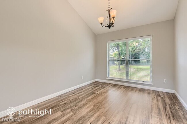 Building Photo - 3 br, 2 bath House - 1723 Buckeye Drive UNIT