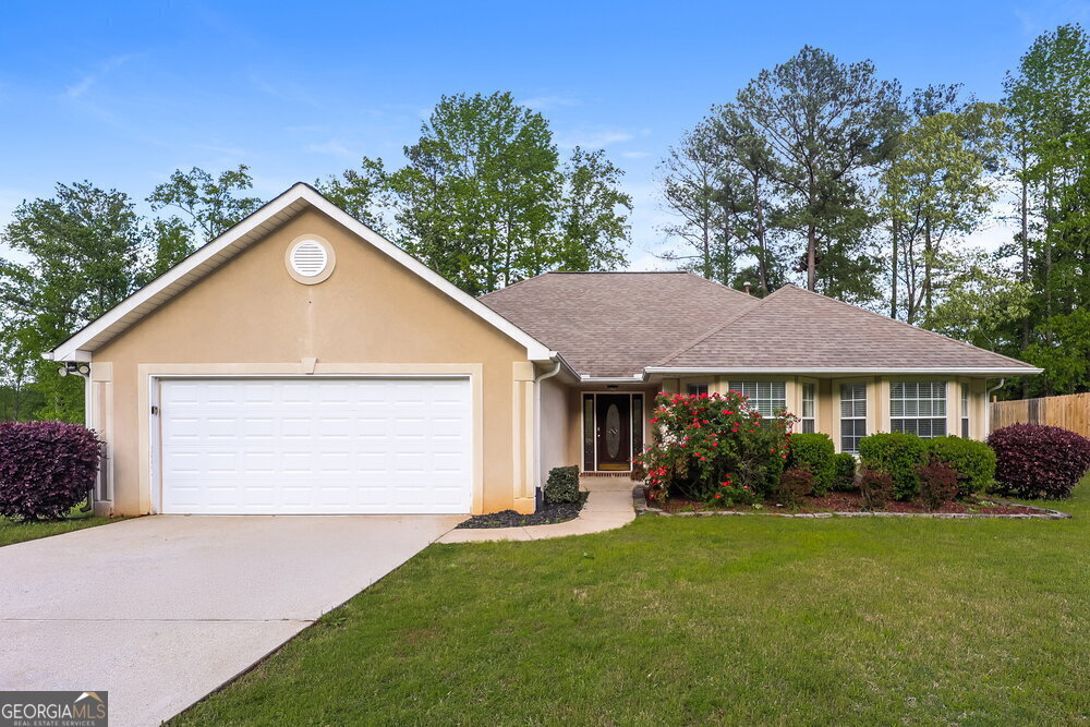 Primary Photo - 33 Arbor Cove Dr