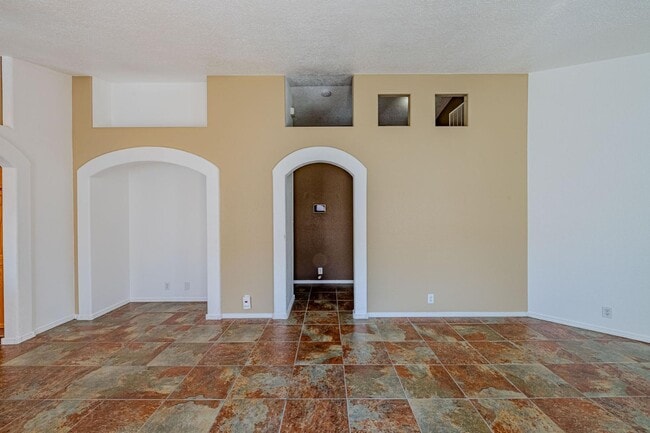 Building Photo - 4720 Shepherd Ct NE