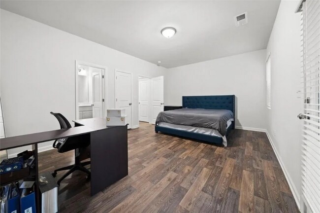 Foto del edificio - 3149 Meadowstone Ln SW