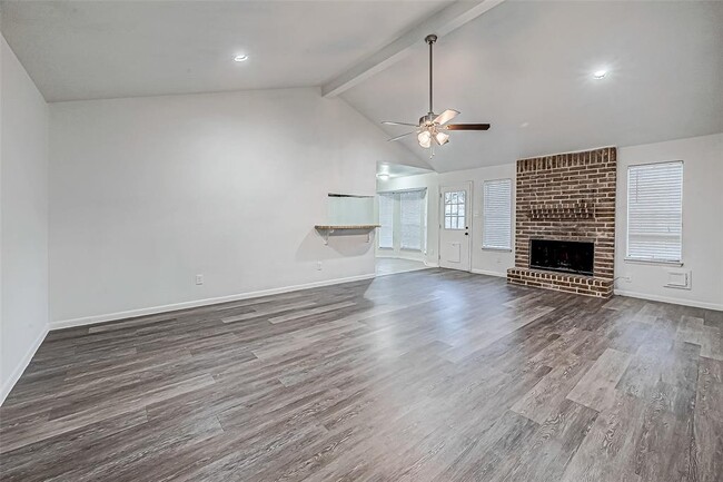 Foto del edificio - 18706 Clover Glen Ln