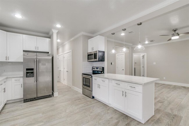 Building Photo - 16206 Wimbledon Forest Dr