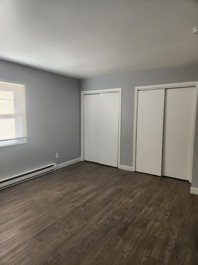 Building Photo - Windsor Apartment
