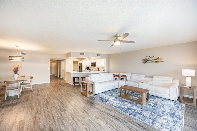 Building Photo - 1791 Jimmy Buffett Mem Hwy