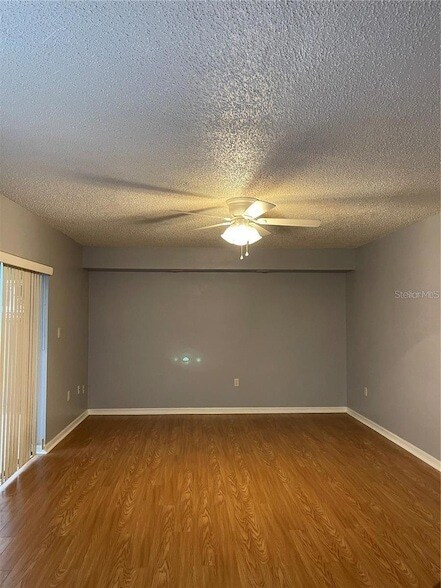 Foto del edificio - 2925 Poplar Ave